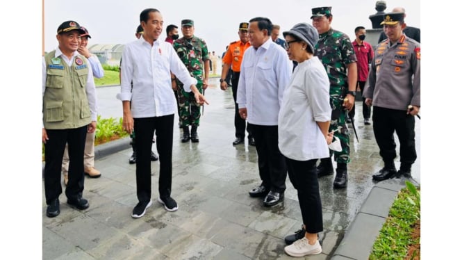 Jokowi dan para menteri