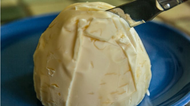 Ilustrasi mentega atau margarin